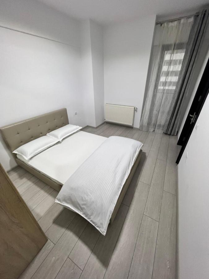 The Bliss Apartment Ramnicu Valcea Ngoại thất bức ảnh
