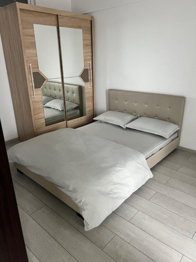 The Bliss Apartment Ramnicu Valcea Ngoại thất bức ảnh