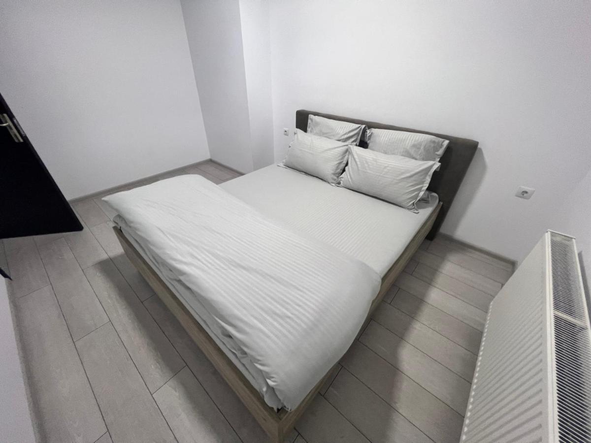 The Bliss Apartment Ramnicu Valcea Ngoại thất bức ảnh