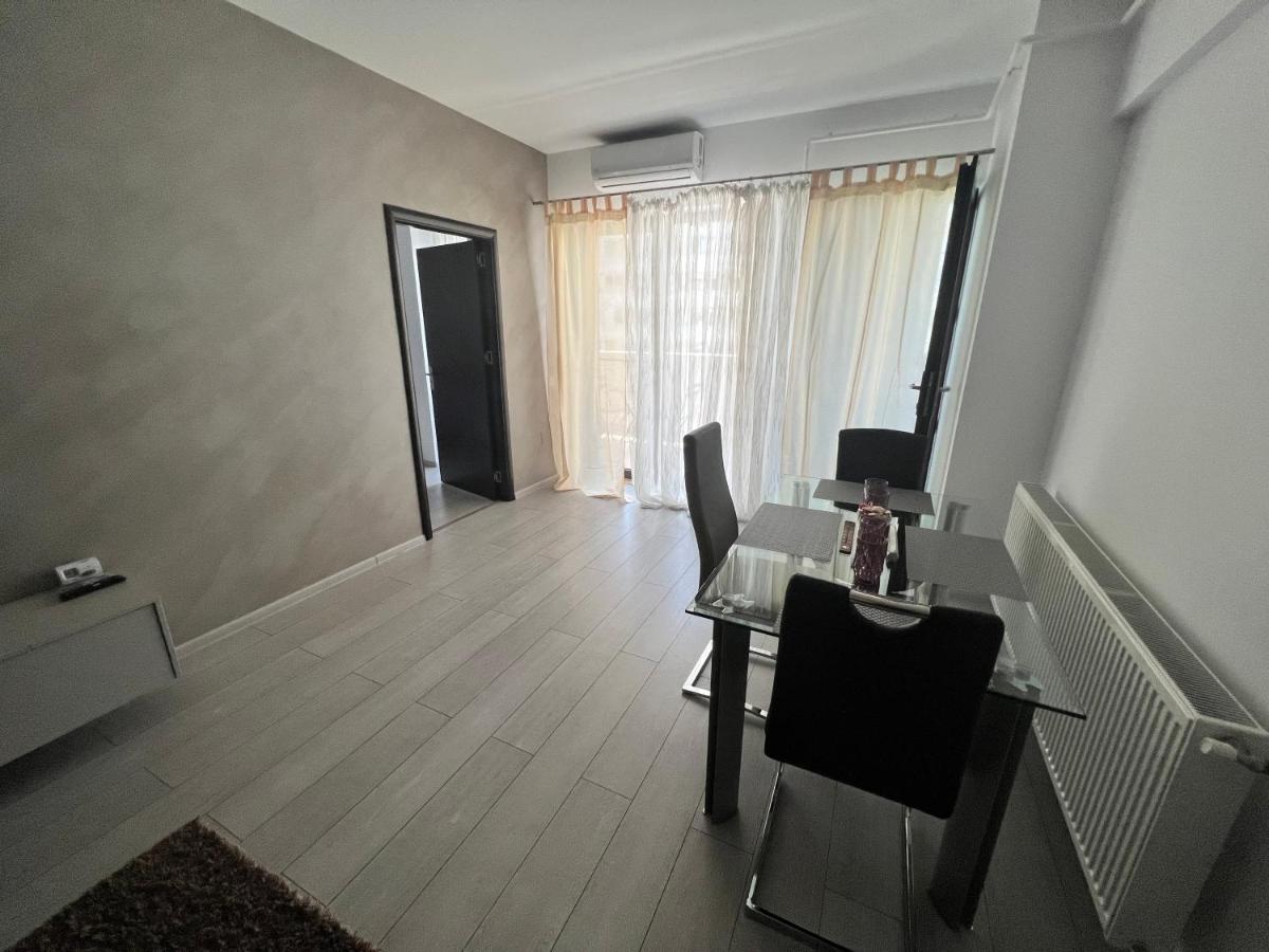 The Bliss Apartment Ramnicu Valcea Ngoại thất bức ảnh